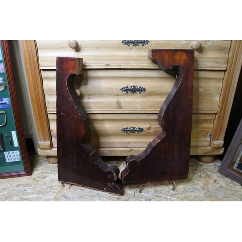 188 - A pair of carved wooden shelf brackets/ corbels.