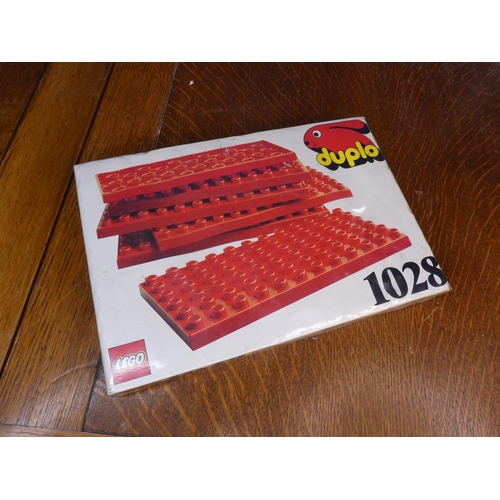 89 - A vintage Duplo/ Lego 1028 set, still factory sealed.