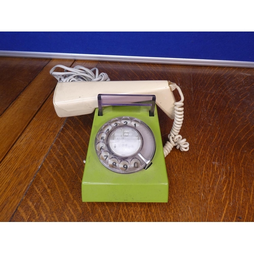 93 - A vintage/ retro Telephone.