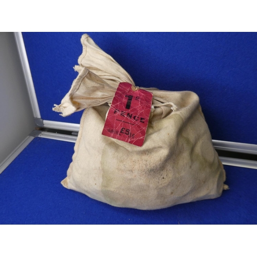 109 - A vintage £5 bag of 1d/ 1 Pence coins, still sealed with lead seal.