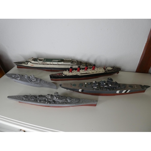 211 - An assortment of model ships.