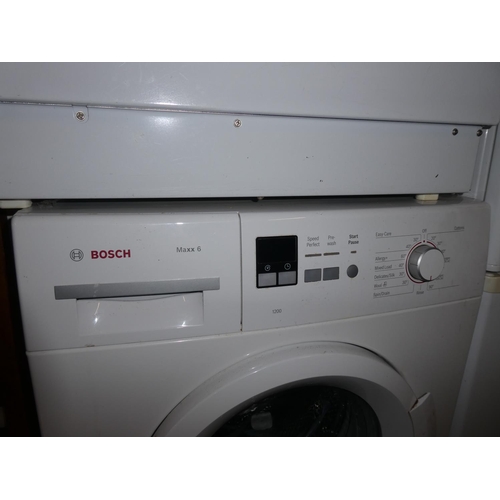 224 - A Bosch Maxx 6 washing machine.