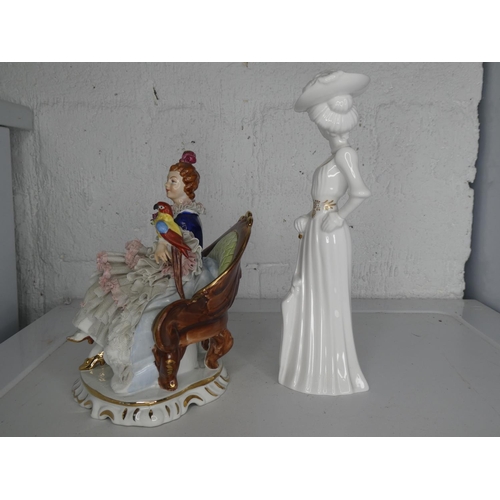 281 - 2 ceramic figures to include a piece by Spode & one other (a/f).