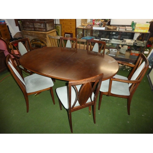 322 - A stunning G Plan dining suite, to include extending dining table & set of 6 matching chairs.