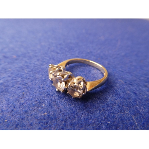 68 - A 9ct gold & cubic zirconia ring size L.