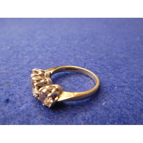 68 - A 9ct gold & cubic zirconia ring size L.