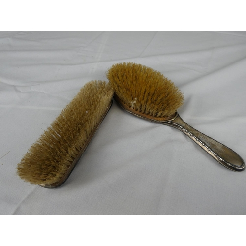 71 - A fully hallmarked set of vanity brushes.