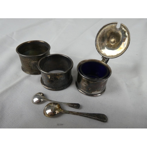 92 - A collection of Sterling Silver pieces to include 2 napkin rings, a silver salt pot and two silver s... 