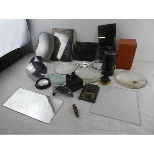 100 - An assortment of various items of photography/ magic lantern interest.