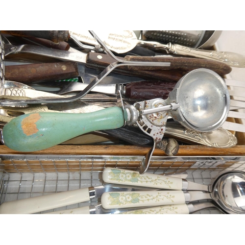 171 - An assortment of various cutlery etc.