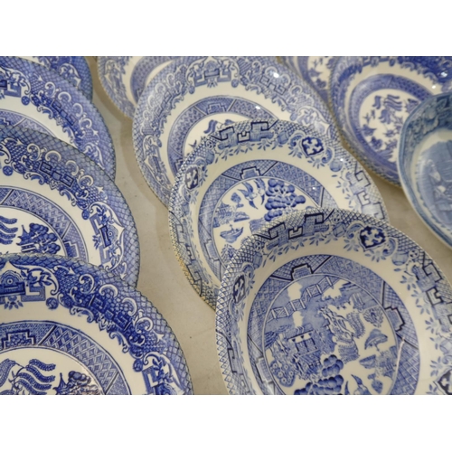 196 - A collection of blue and white pottery.