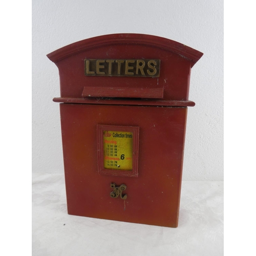 294 - A keybox in the form of a vintage post box.