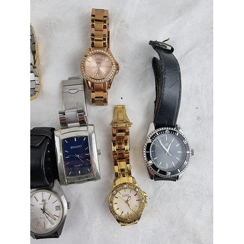 85 - A collection of watches to include Accurist, Seiko & more.