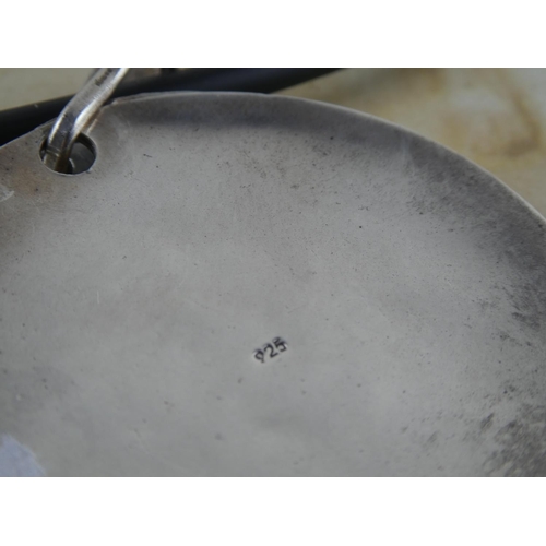 131 - A sterling silver necklace.