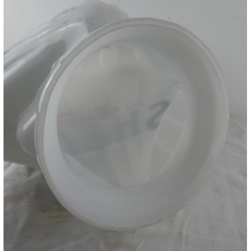 101 - A large reproduction glass clam shaped 'Shell' gas pump globe.