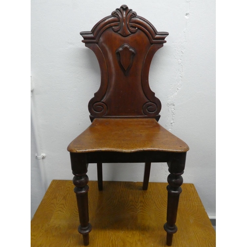 71 - A stunning antique mahogany shield back chair.
