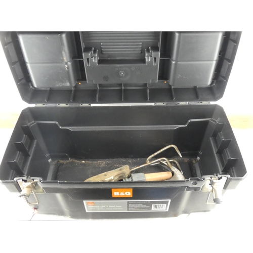 83 - A tool box and an assorted lot of tools.