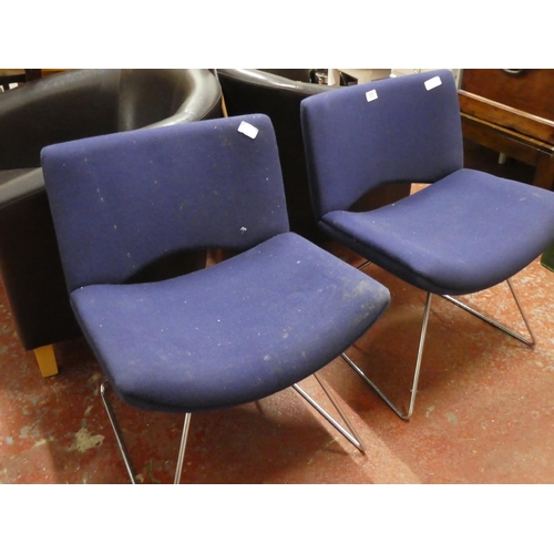 85 - A pair of vintage upholstered chairs.
