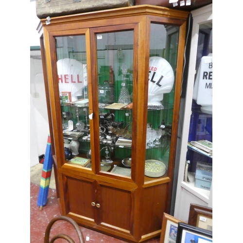 89 - A large display cabinet. (a/f)