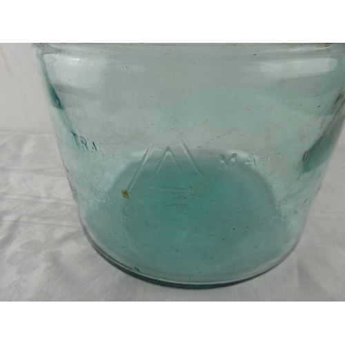 96 - A vintage glass jar 'The Cleveland Metal Products Co, USA'.