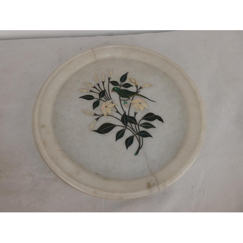 474 - An antique Pietra Dura marble plate.