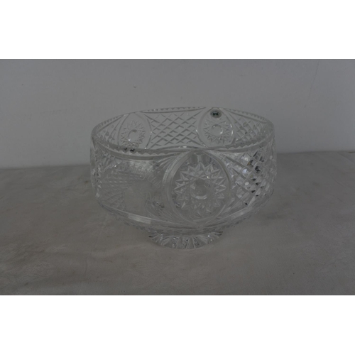 505 - A stunning Tyrone Crystal presentation bowl inscribed 'Royal Portrush Golf Club - Ladies Captain Day... 