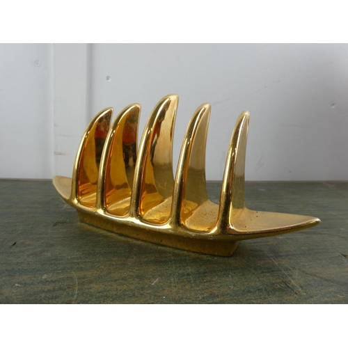 575 - A Royal Winton toast rack.