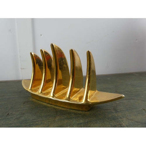 575 - A Royal Winton toast rack.