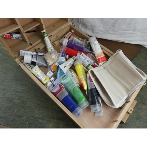 404 - An Artists easel box with contents.