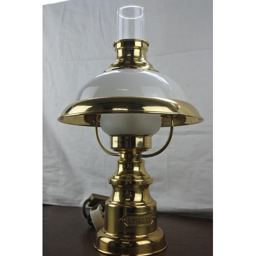 66 - A Bryssel oil lamp style table lamp.