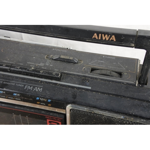 71 - A vintage Awia double deck radio.