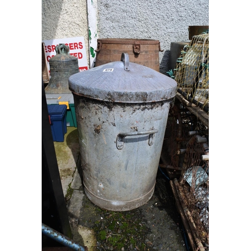 975 - A vintage galvanised metal dustbin.