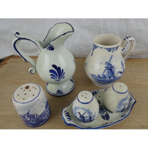 552 - A small collection of Delft ceramics.