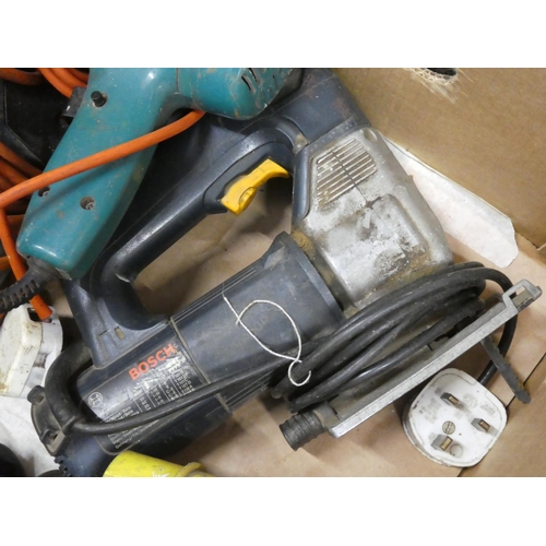 581 - An assortment of various power tools (untested)