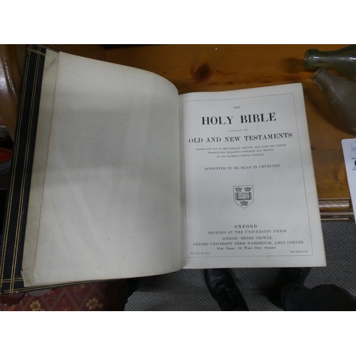 642 - A vintage Holy Bible.