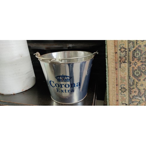 569 - A Corona Extra ice bucket.