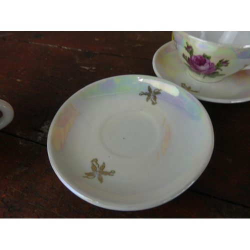 84 - A vintage boxed child's tea set.