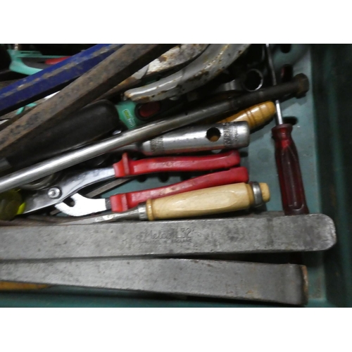 258 - An assortment of various tools etc.