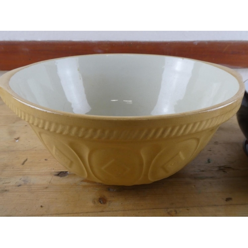 263 - A T.G. Green & Co baking bowl and a Denby 'Baroque' bowl (a/f).
