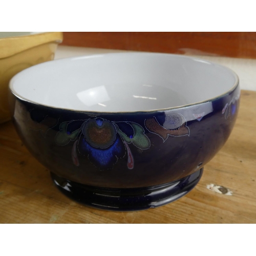 263 - A T.G. Green & Co baking bowl and a Denby 'Baroque' bowl (a/f).