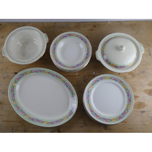283 - A vintage Royal Winton 'Nevin' dinner service.