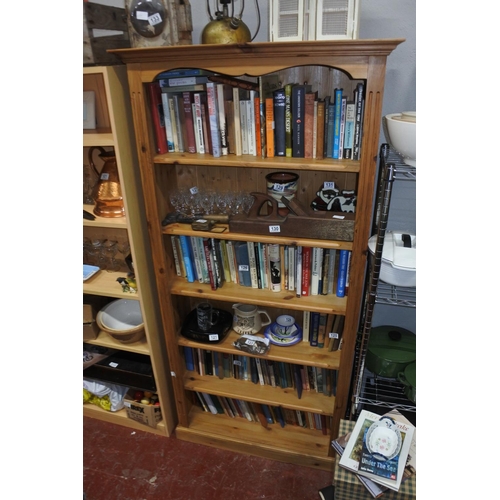 118 - A pine bookcase.