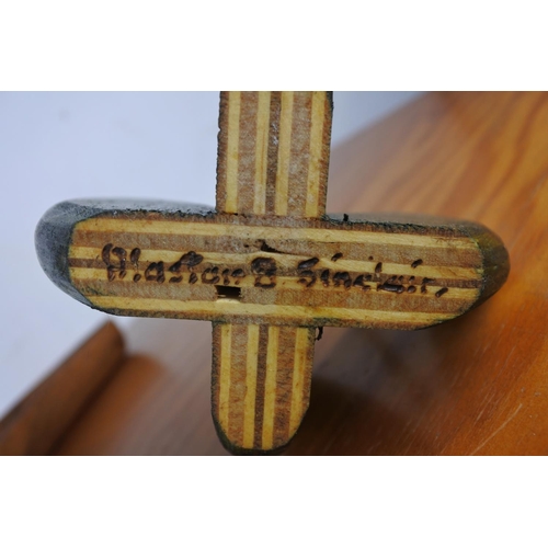 184 - An assorted lot of vintage wooden bowls and a wooden candle holder.