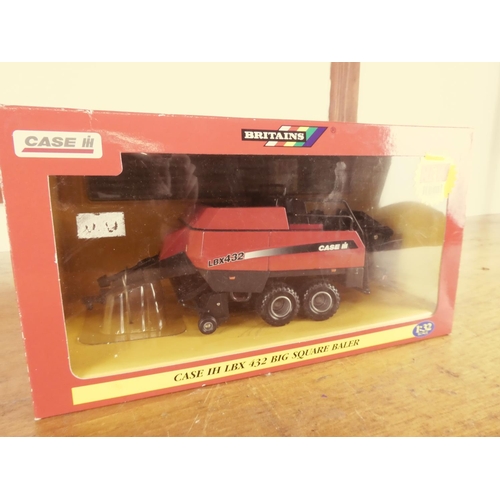 426 - A boxed Britains Case IH LBX 432 big square baler.