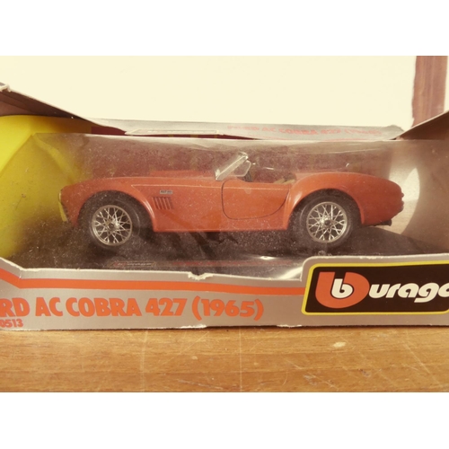 501 - A Burago Ford Ac Corba 427 (1965) 1/24 scale model.