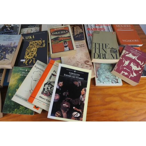 550 - A large assortment of books, to include authors such as 'Franz Kafka', 'Leo Tolstoy', Jean-Paul Sart... 