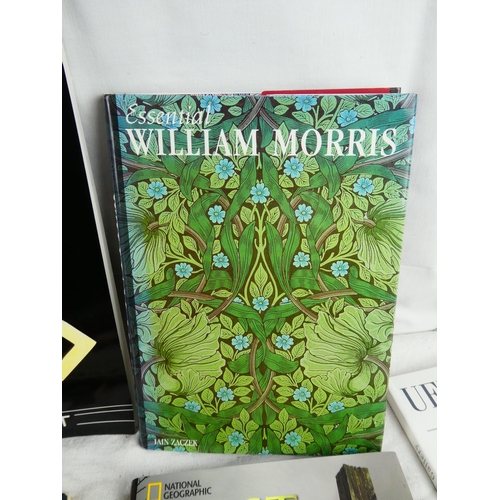 14 - An assortment of reference books to include Clarice Cliff, William Morris and more.