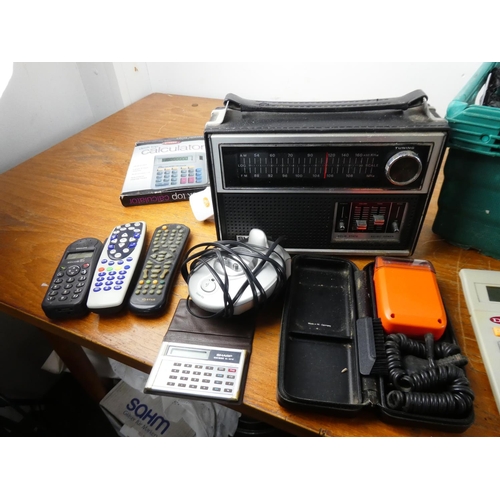 151 - A box lot of electrical items including a vintage black & white Tv/radio and more.