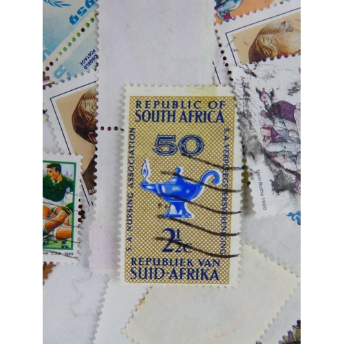 340 - An assorted lot of collectors stamps.