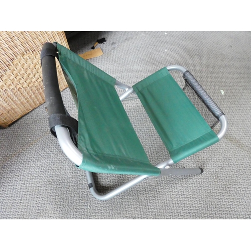 396 - A folding chair for fishing.